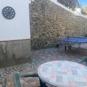 https://casa-rural-cortijo-el-verdial.es-andalucia.com
